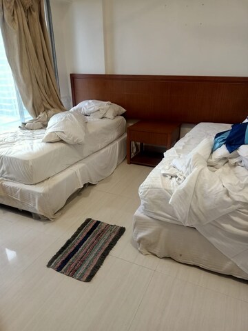 Bedroom in 2 BHK Apartment at Magnum Tower, Parel – for Rent