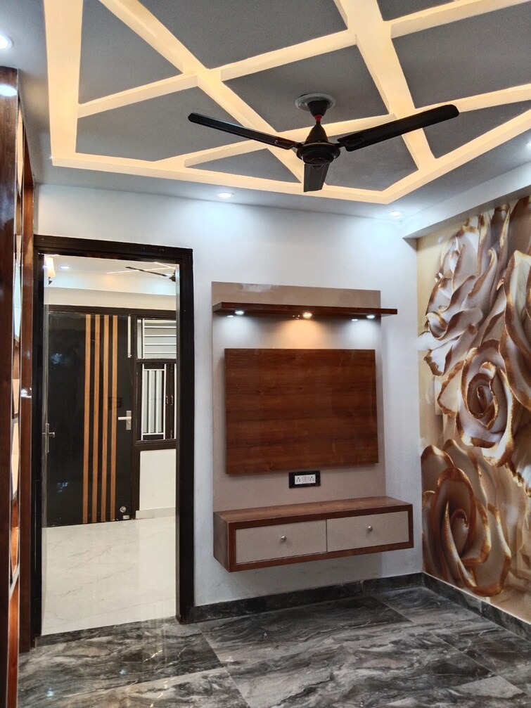 Cover Image, vishwas park 1 Bedroom 45 Sq.Yd. Builder Floor In Vishwas Park Delhi 8479094