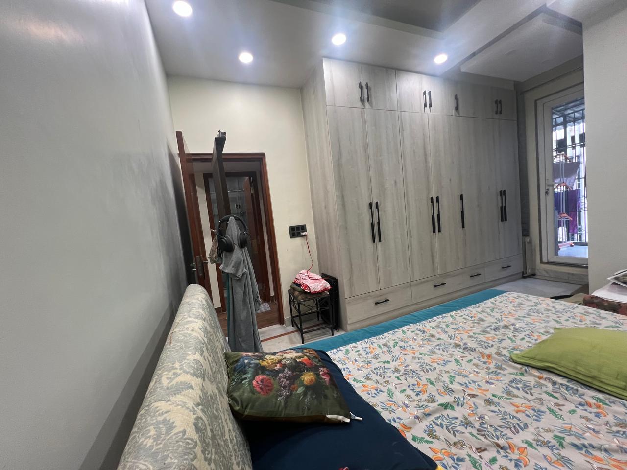3 BHK + Pooja Room Builder Floor For Sale in Sukhdev Vihar
