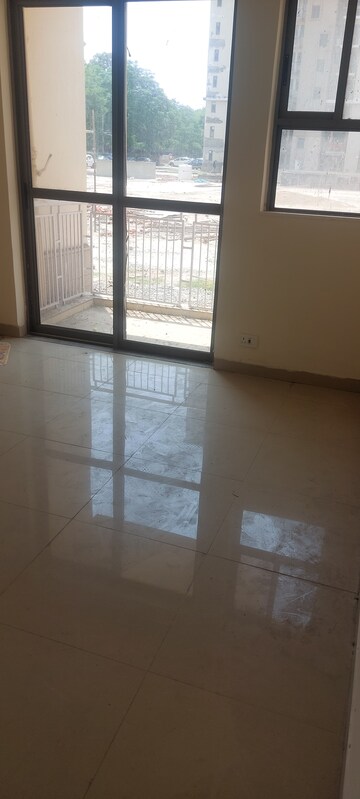 Master Bedroom in 3 BHK Apartment at Unitech Uniworld Gardens 2, Sector 47 – for Rent