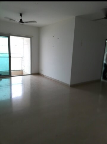 2 BHK Apartment For Rent in DB Orchid Woods, Goregaon East