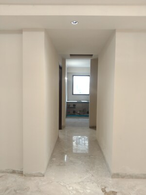 Furnished Amenities in 3 BHK Apartment at Nidhi Exclusive Floors, Mehrauli – for Sale