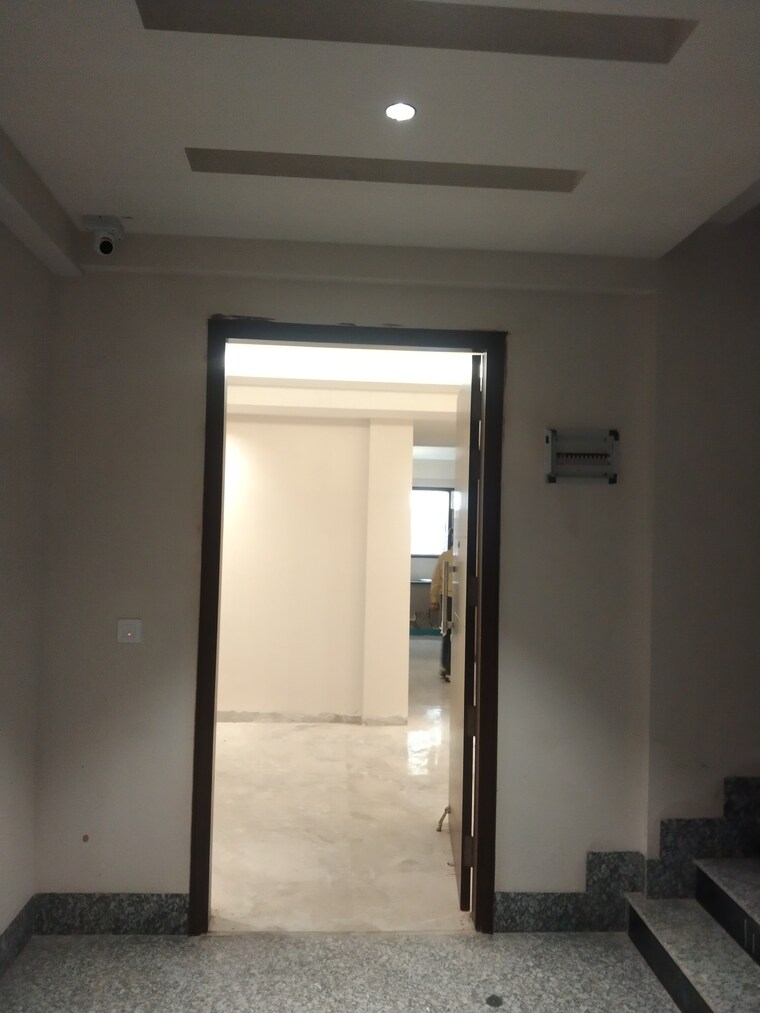 Master Bedroom, nidhi-exclusive-floors 3 Bedroom 1500 Sq.Ft. Apartment In Mehrauli Delhi 8479231