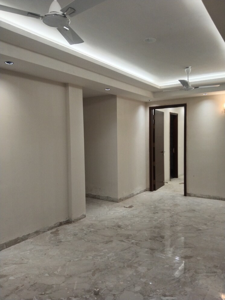 Master Bedroom, nidhi-exclusive-floors 3 Bedroom 1500 Sq.Ft. Apartment In Mehrauli Delhi 8479231