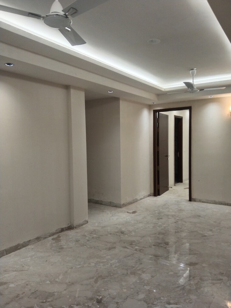 Master Bedroom, nidhi-exclusive-floors 3 Bedroom 1500 Sq.Ft. Apartment In Mehrauli Delhi 8479231