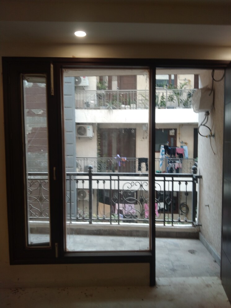 Master Bedroom, nidhi-exclusive-floors 3 Bedroom 1500 Sq.Ft. Apartment In Mehrauli Delhi 8479231