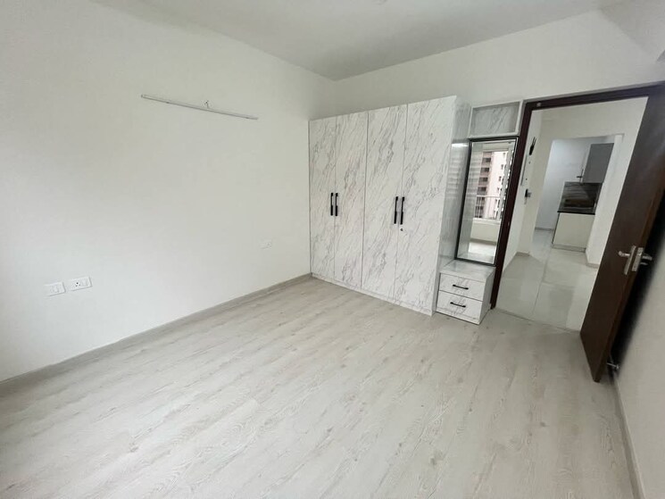 Master Bedroom, shapoorji-pallonji-joyville-phase-2 2 Bedroom 1368 Sq.Ft. Apartment In Sector 102 Gurgaon 8479260