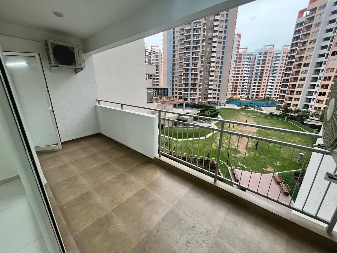 2 BHK Apartment For Sale in Shapoorji Pallonji Joyville Phase 2