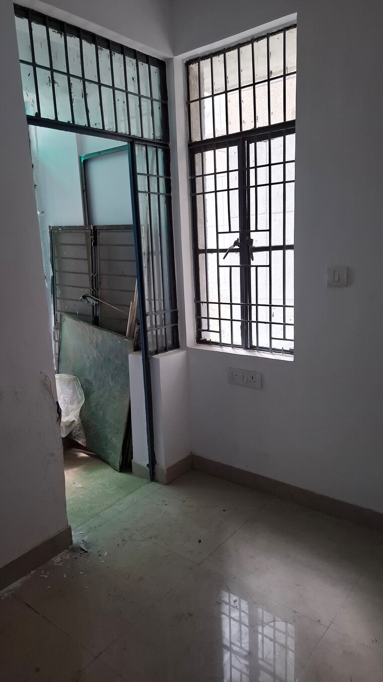 Master Bedroom, sector 10 greater noida 1.5 Bedroom 30 Sq.Mt. Apartment In Sector 10 Greater Noida Greater Noida 8479279