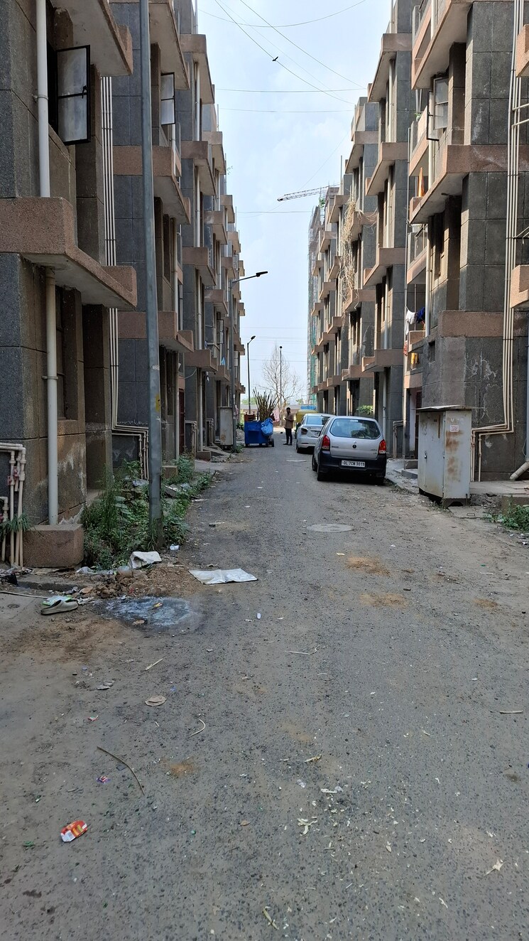 Living Room, sector 10 greater noida 1.5 Bedroom 30 Sq.Mt. Apartment In Sector 10 Greater Noida Greater Noida 8479279