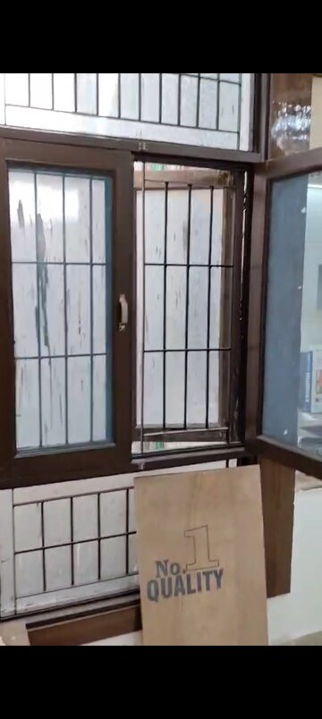 Master Bedroom in 1 BHK Builder Floor at Vaishali Sector 2 – for Sale