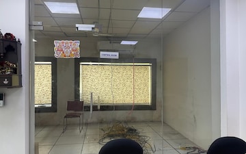 Shop For Rent in Connaught Place
