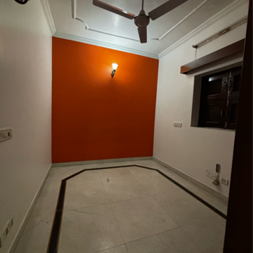 Room in 2 BHK Builder Floor at Saket – for Rent