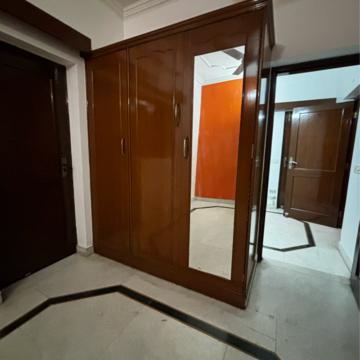 Bedroom in 2 BHK Builder Floor at Saket – for Rent