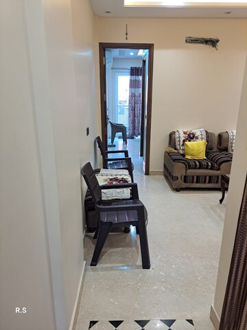 Swimming Pool in 2 BHK Builder Floor at Malviya Nagar – for Rent