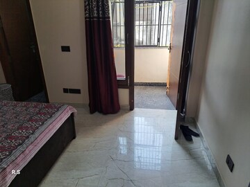 Furnished Amenities in 2 BHK Builder Floor at Malviya Nagar – for Rent