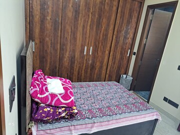 Bedroom in 2 BHK Builder Floor at Malviya Nagar – for Rent