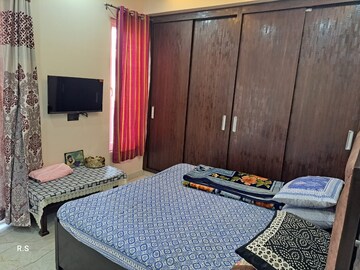Bedroom in 2 BHK Builder Floor at Malviya Nagar – for Rent