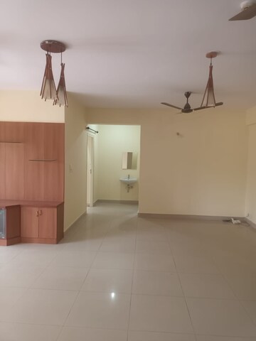 Attached Bathroom in 3.5 BHK Apartment at Unitech Heritage Estate, Yelahanka – for Rent