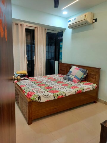 Master Bedroom in 2 BHK Apartment at Mahavir Tower Ghansoli, Ghansoli – for Rent