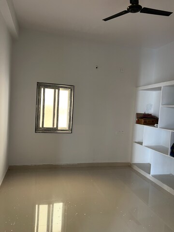Room in 4 BHK Independent House at Kismatpur – for Sale