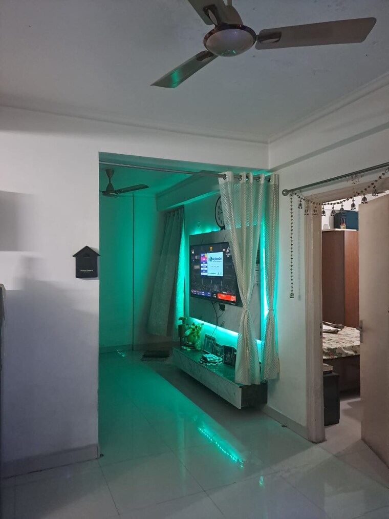 Master Bedroom, vip road 3 Bedroom 1850 Sq.Ft. Apartment In Vip Road Zirakpur 8479465