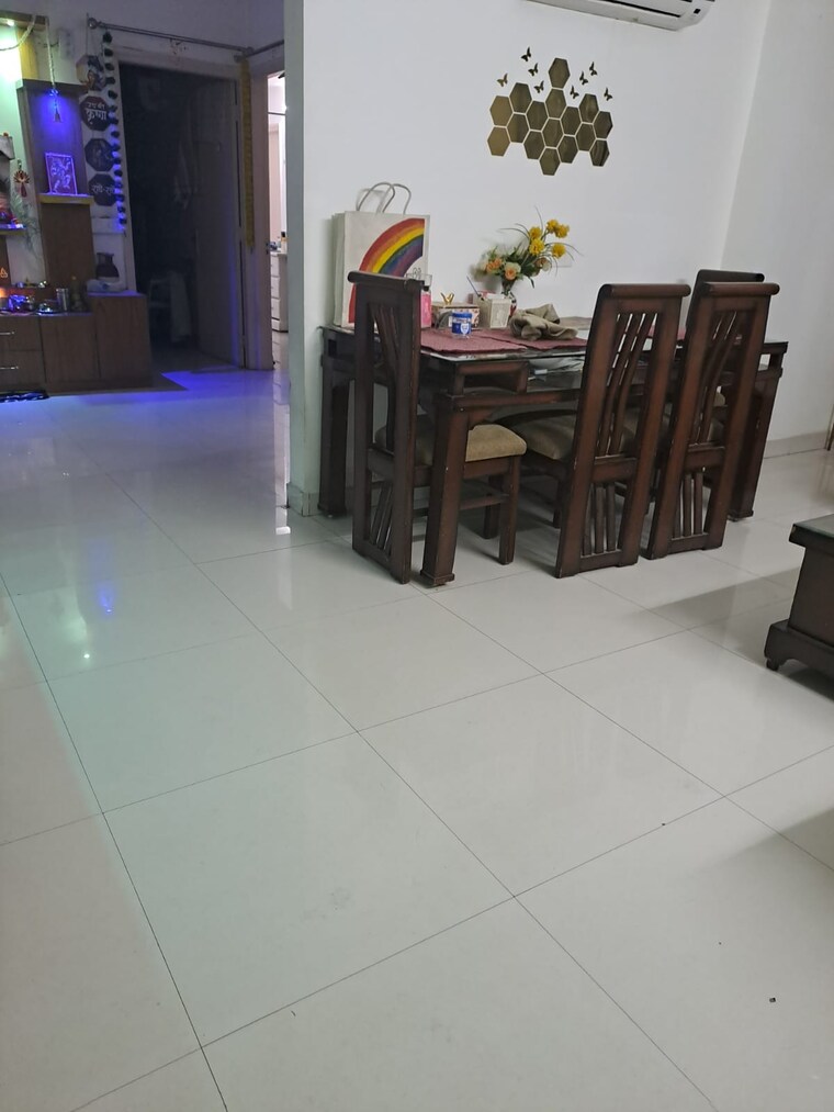 Living Room, vip road 3 Bedroom 1850 Sq.Ft. Apartment In Vip Road Zirakpur 8479465