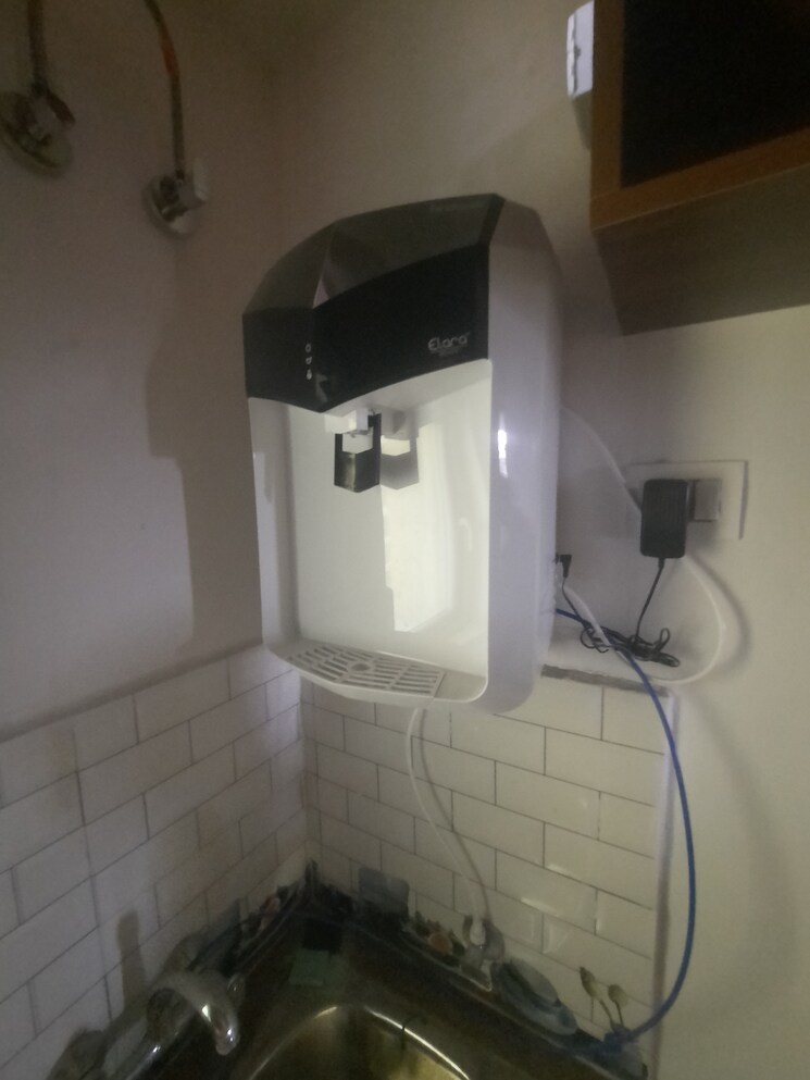 Bathroom, bindal-enclave 2 Bedroom 805 Sq.Ft. Builder Floor In Phi Iv Greater Noida Greater Noida 8479470