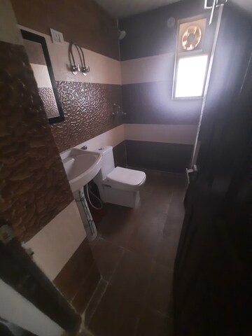 Master Bedroom in 2 BHK Builder Floor at Bindal Enclave, Phi Iv Greater Noida – for Sale