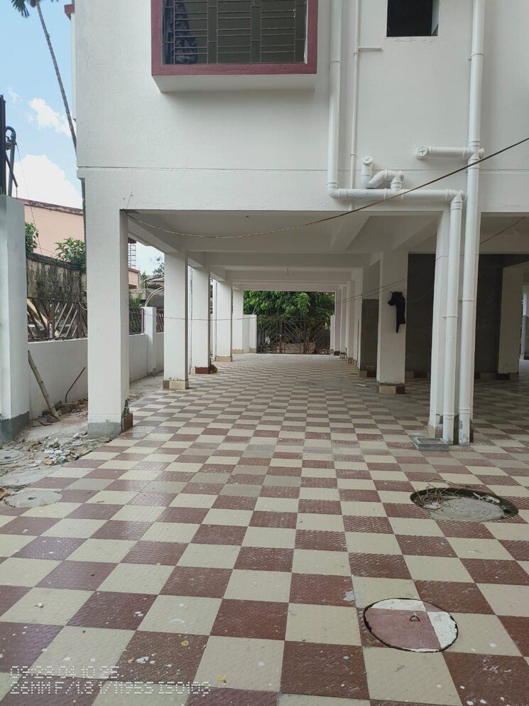  Parking, purba barisha 2 Bedroom 825 Sq.Ft. Apartment In Purba Barisha Kolkata 8479494