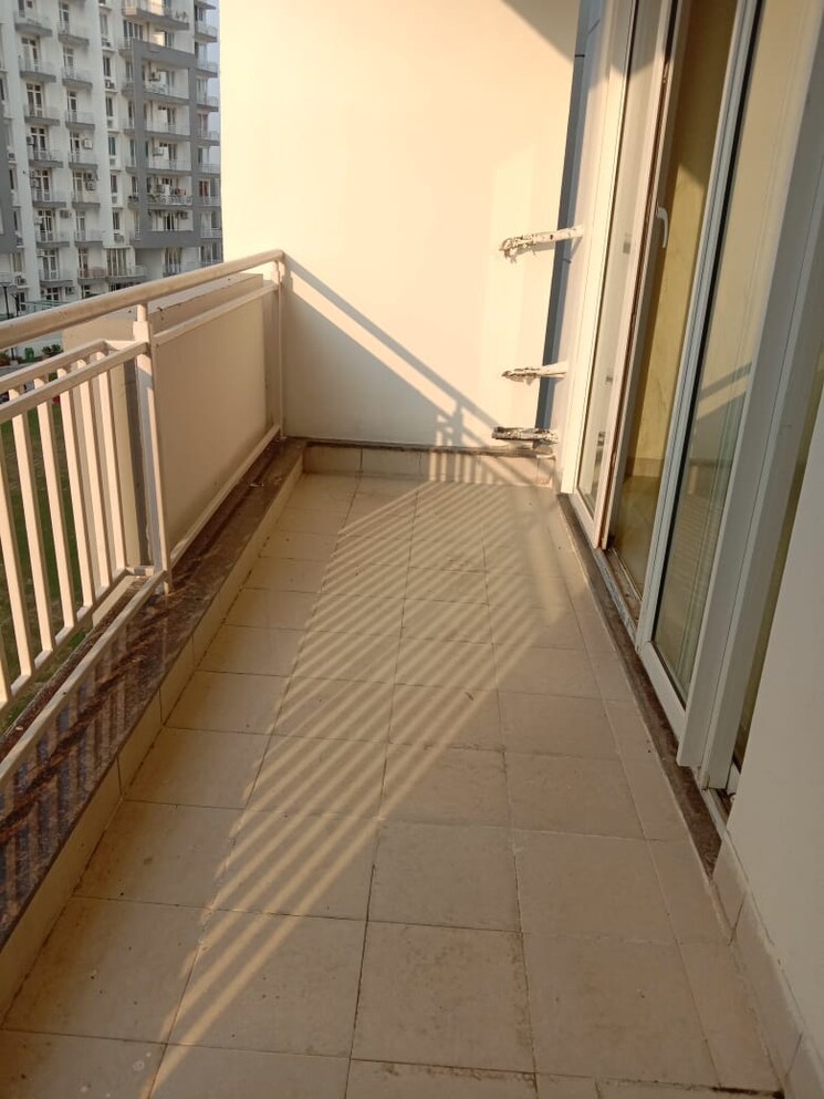 Balcony, sector 99 3.5 Bedroom 1609 Sq.Ft. Apartment In Sector 99 Mohali 8479499