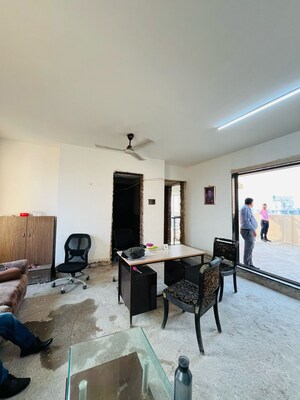 Building Lobby in 3.5 BHK Apartment at Blue Mountains, Malad East – for Sale