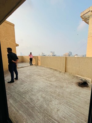 Master Plan in 3.5 BHK Apartment at Blue Mountains, Malad East – for Sale