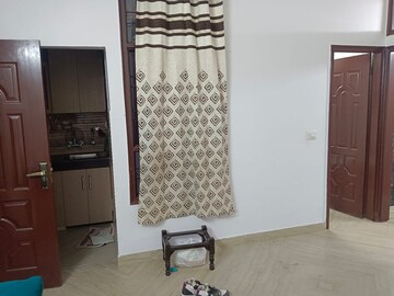 Master Bedroom in 2 BHK Builder Floor at Arjun Nagar – for Rent