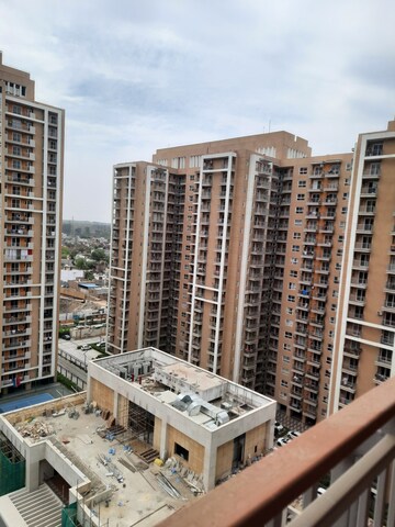 3.5 BHK Apartment For Rent in Rishita Manhattan, Gomti Nagar