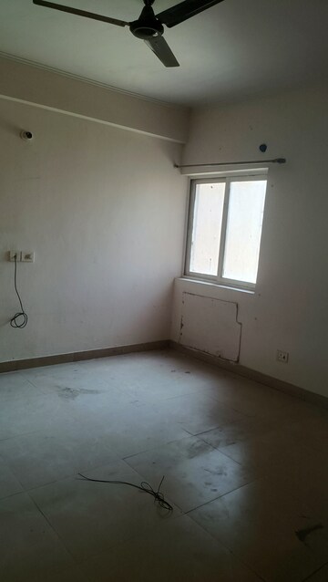 Master Bedroom in 3 BHK Apartment at Gardenia Gateway, Sector 75 – for Rent