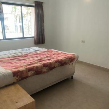 Bedroom in 2 BHK Apartment at Powai – for Rent