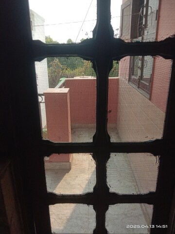 Bedroom in 1 BHK Builder Floor at Satyam Plaza, Sector 15 – for Rent
