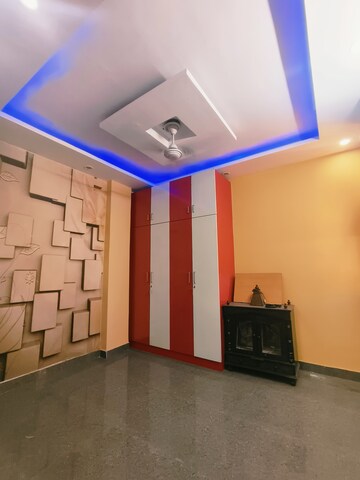 2 BHK Builder Floor For Rent in Dwarka Mor