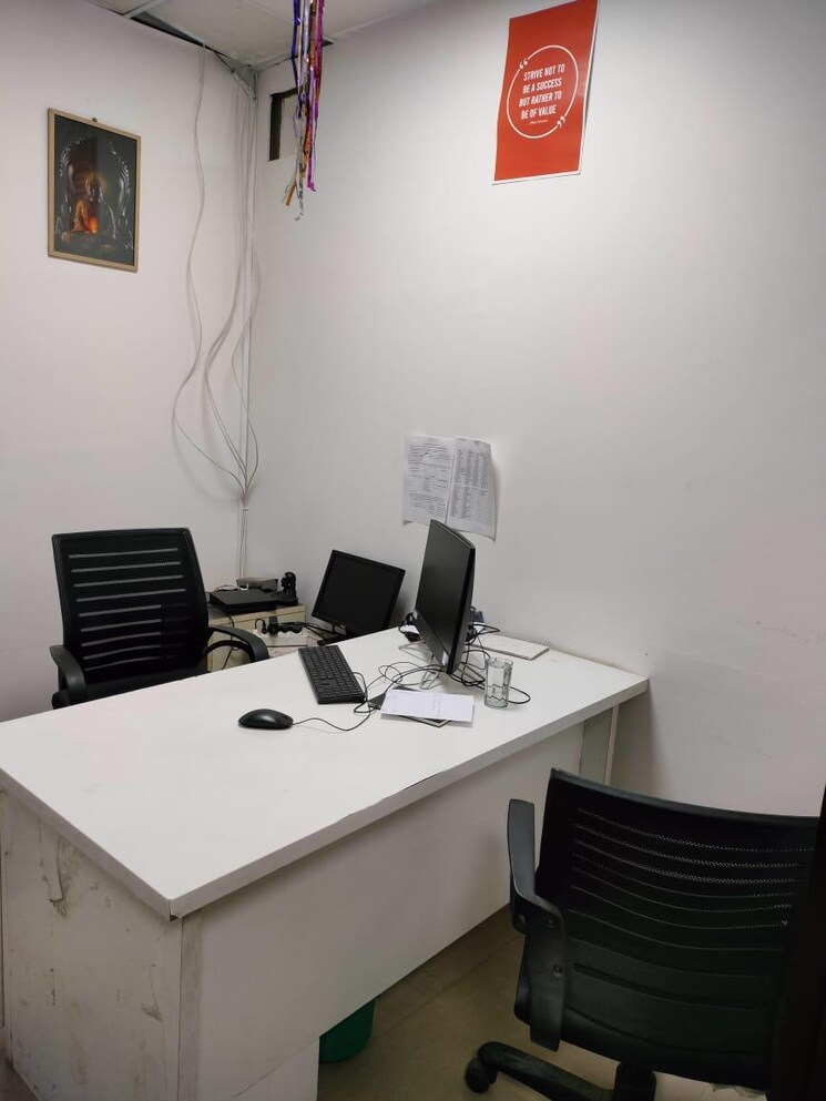 undefined, sector 2 Commercial Office Space in IT/SEZ 1200 Sq.Ft. In Sector 2 Noida 8479740