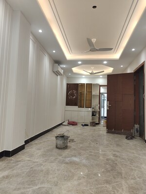 Floor Plan in 3 BHK Builder Floor at Chittaranjan Park – for Sale