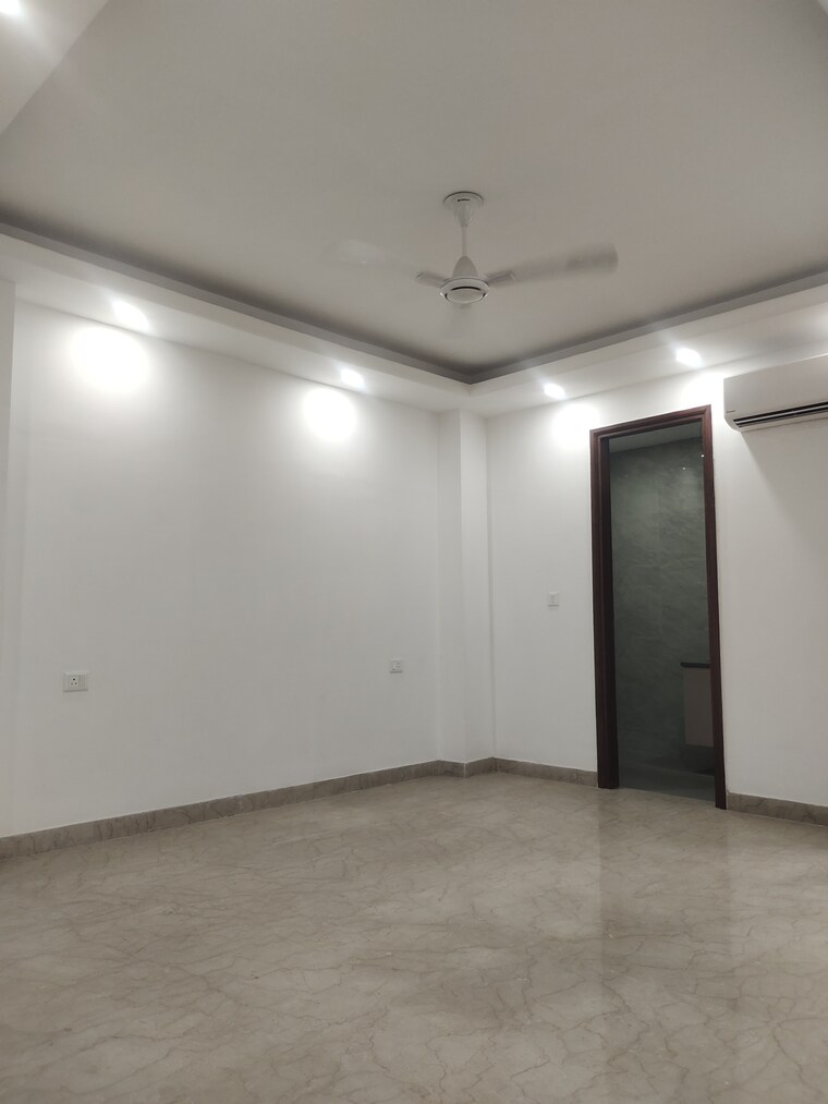 Floor Plan, kalkaji 3 Bedroom 1800 Sq.Ft. Builder Floor In Kalkaji Delhi 8479742