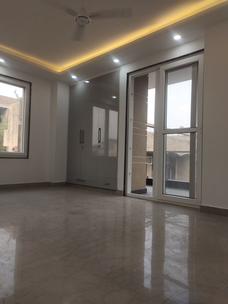 Exterior View, kalkaji 3 Bedroom 1800 Sq.Ft. Builder Floor In Kalkaji Delhi 8479742