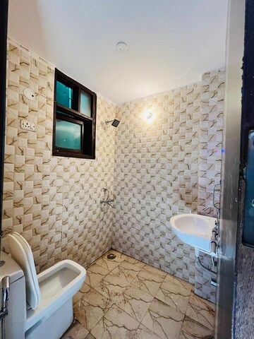 Bathroom in 1 BHK Builder Floor at Paryavaran Complex – for Rent
