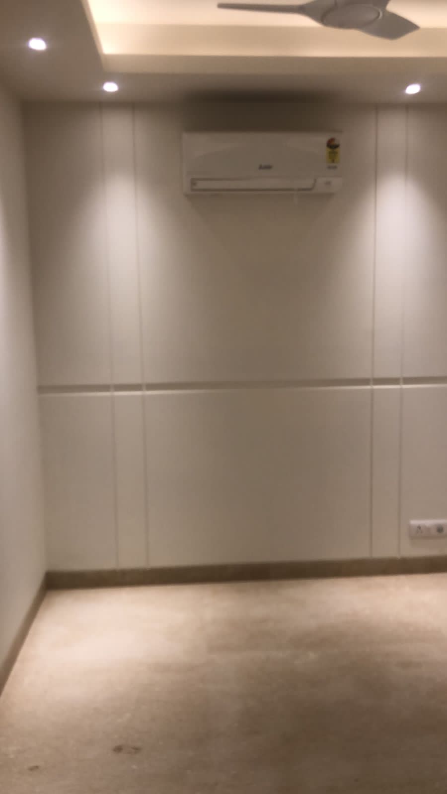 3 BHK Builder Floor For Sale in Sarvapriya Vihar