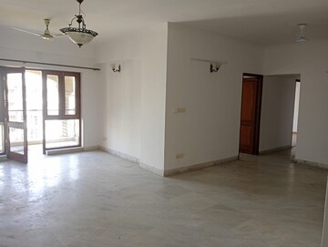 Room in 3 BHK Apartment at ATS Green Village, Sector 93a – for Rent