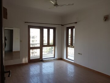 Room in 3 BHK Apartment at ATS Green Village, Sector 93a – for Rent