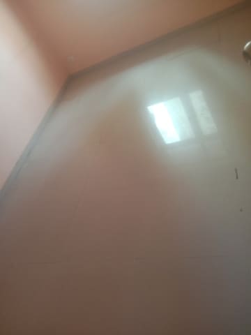 Master Bedroom in 2.5 BHK Apartment at Mahagun Mywoods, Sector 16c Greater Noida – for Rent