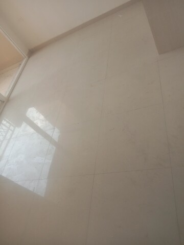 Master Bedroom in 2.5 BHK Apartment at Mahagun Mywoods, Sector 16c Greater Noida – for Rent
