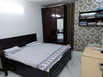 3 BHK Builder Floor For Rent in Rohini Sector 8